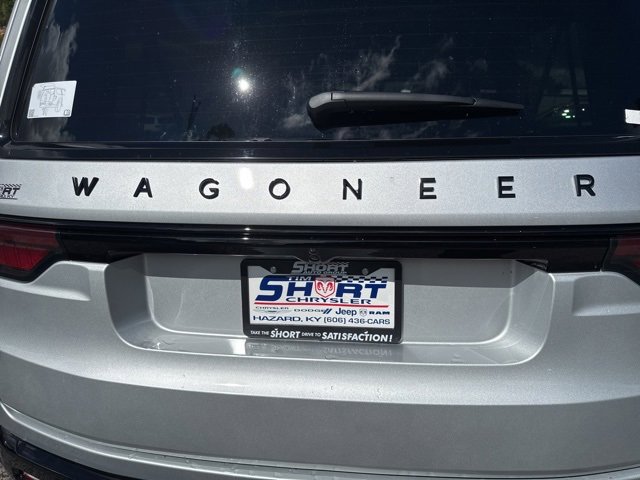 New 2025 Jeep Wagoneer L Series II w/ Convenience Group I image 14