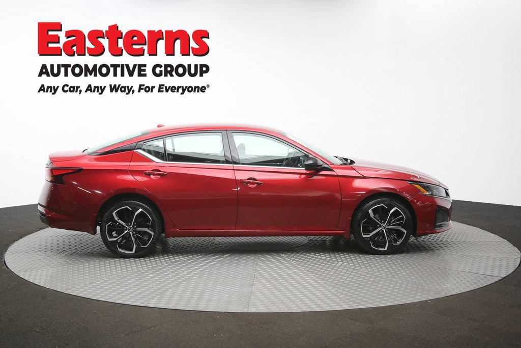 Used 2023 Nissan Altima 2.5 SR AWD/4WD image 43