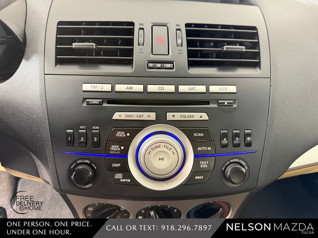 Used 2011 MAZDA MAZDA3 i Touring FWD image 27