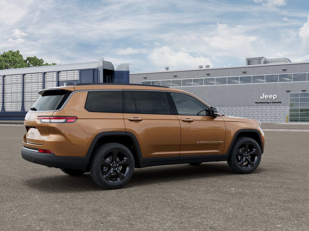 New 2026 Jeep Grand Cherokee L Limited AWD/4WD image 4