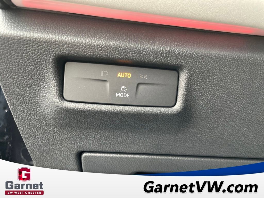 New 2026 Volkswagen Tiguan SE image 34