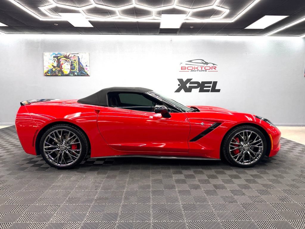 Used 2015 Chevrolet Corvette Stingray Convertible w/ 3LT Preferred Equipment Group RWD image 16