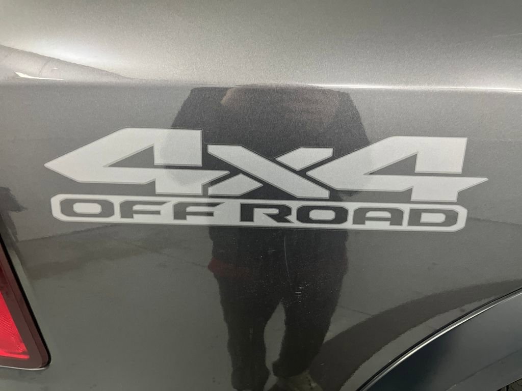 Used 2018 RAM 2500 Tradesman w/ Chrome Appearance Group image 65