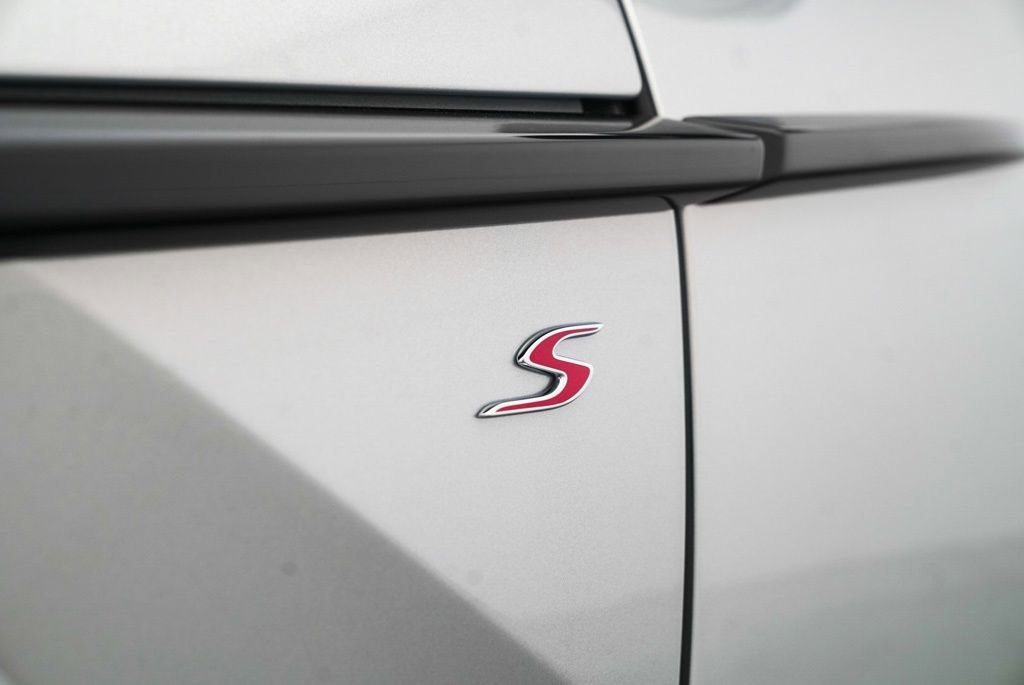 New 2026 Aston Martin DBX S image 56