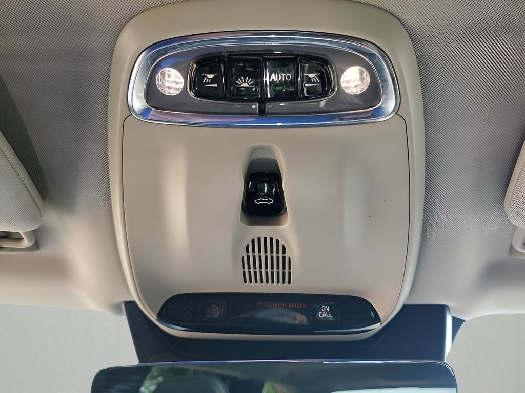 Used 2017 Volvo XC90 T5 Momentum w/ Vision Package image 38