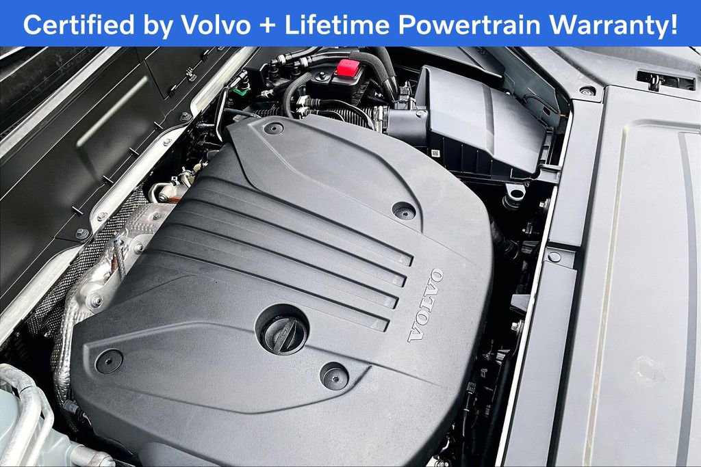 Used 2025 Volvo XC90 B5 Plus image 44