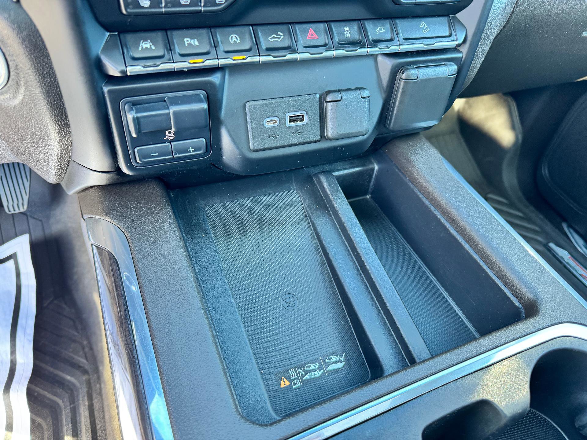 Used 2021 Chevrolet Silverado 1500 LTZ w/ LTZ Premium Package image 38