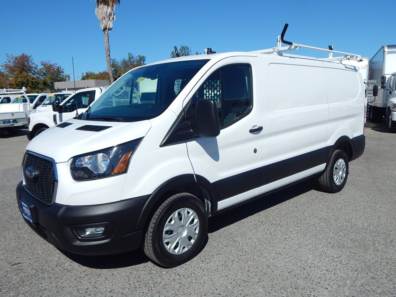 Used 2025 Ford Transit 250 Low Roof w/ Exterior Upgrade Package RWD image 1