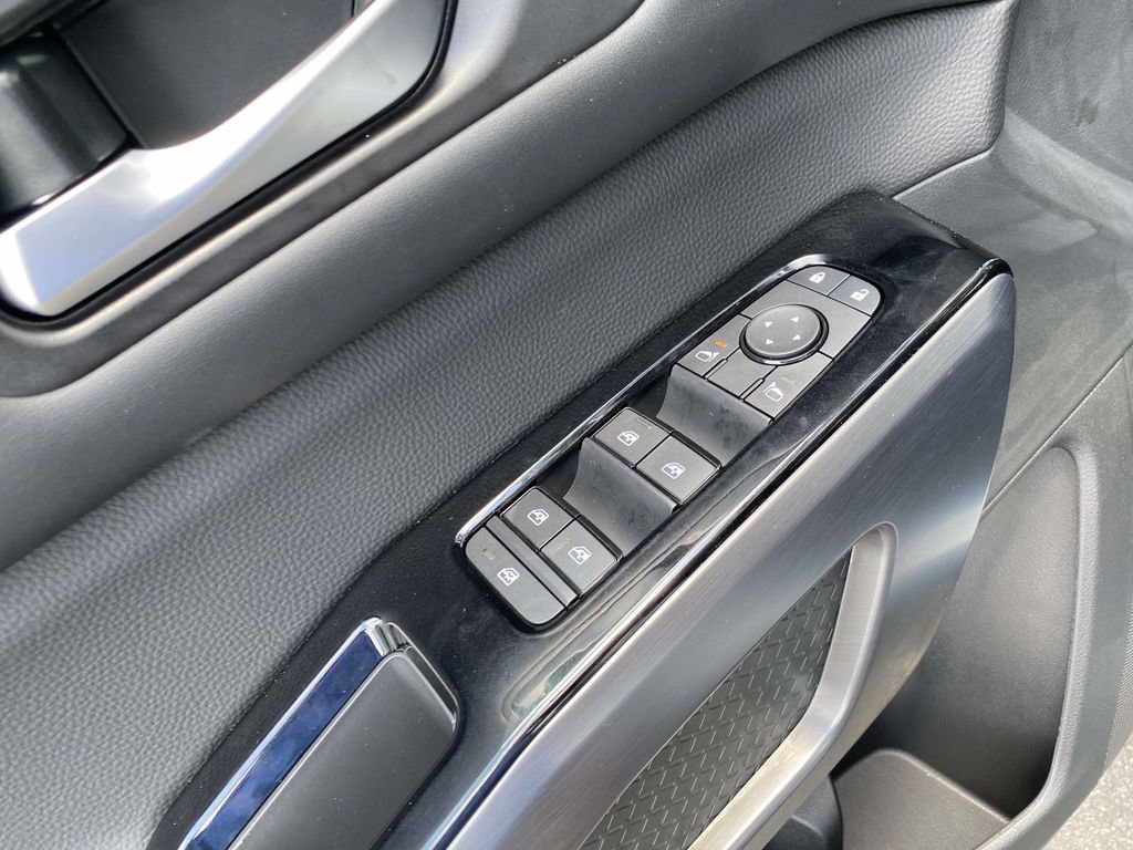 New 2026 Nissan Pathfinder SL FWD image 16