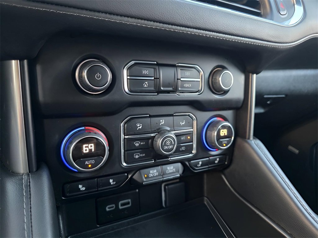 Used 2023 Chevrolet Tahoe Z71 w/ Z71 Off-Road Package image 25