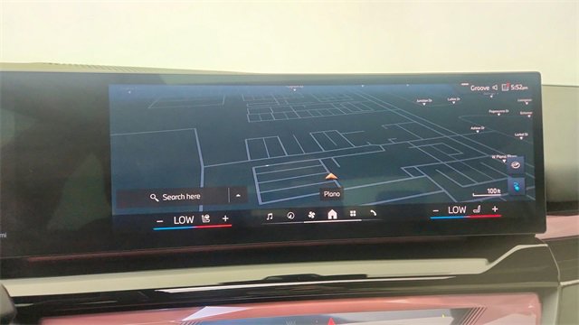 Used 2025 BMW i5 xDrive40 image 48