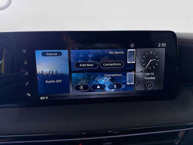 Certified 2025 Nissan Kicks SR AWD/4WD image 12