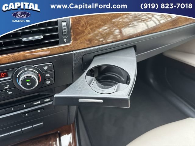 Used 2013 BMW 328i Convertible image 29