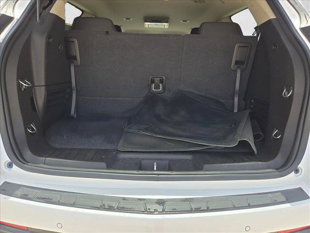 Used 2016 Chevrolet Traverse LT FWD image 6