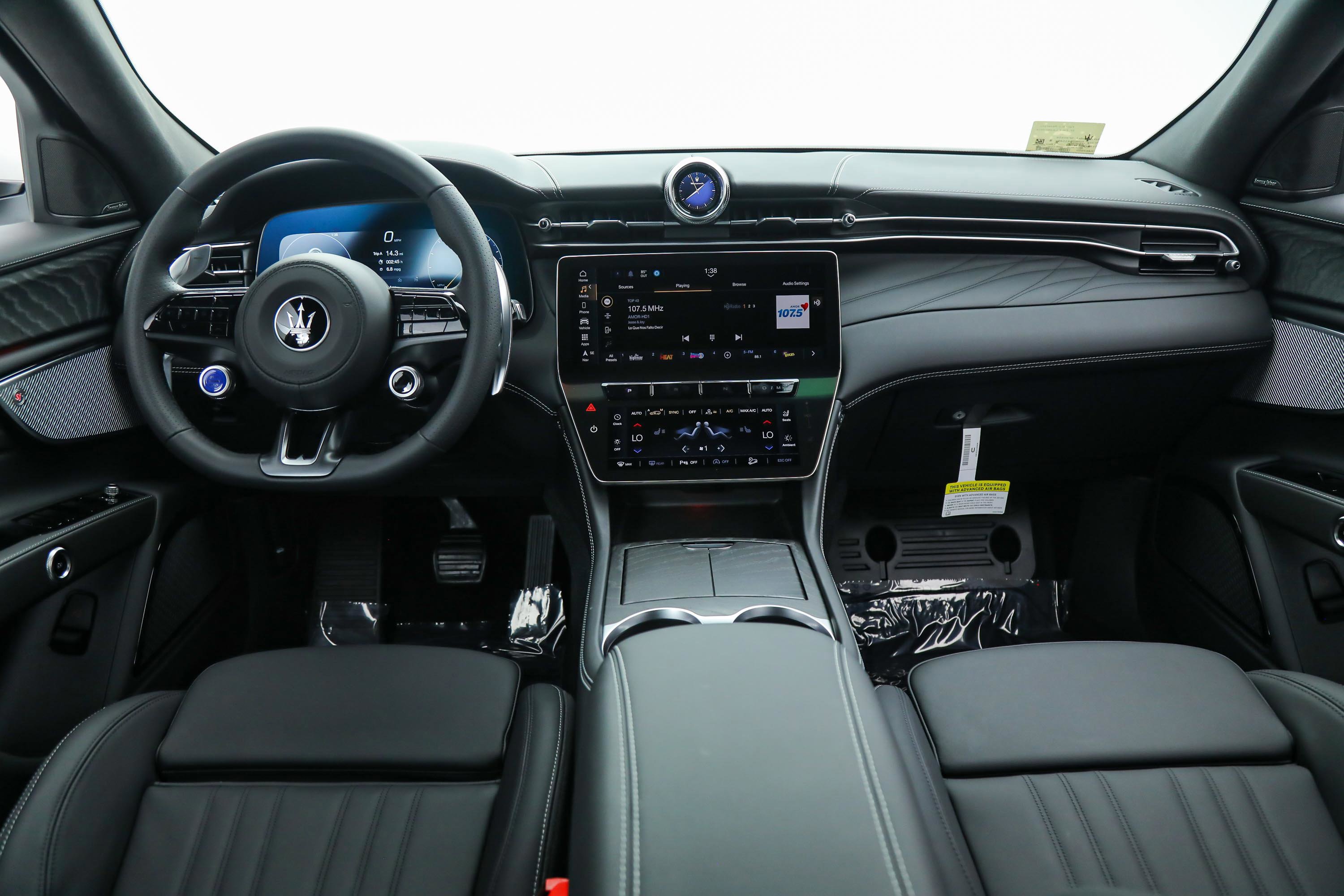 New 2025 Maserati Grecale GT image 19