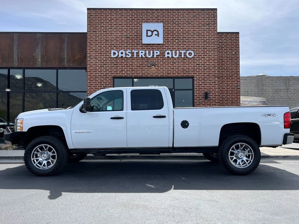 Used 2014 Chevrolet Silverado 2500 LT AWD/4WD image 3