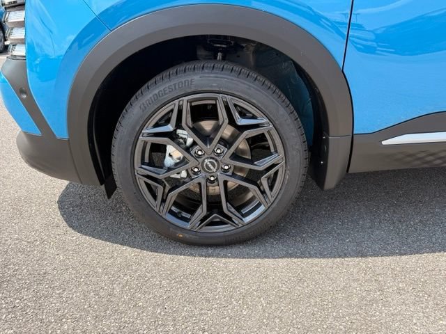 New 2026 Nissan Kicks SR w/ SR Premium Package AWD/4WD image 9
