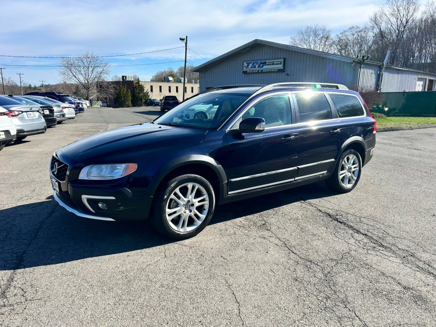 Used 2016 Volvo XC70 T5 Premier w/ Proximity Package image 1