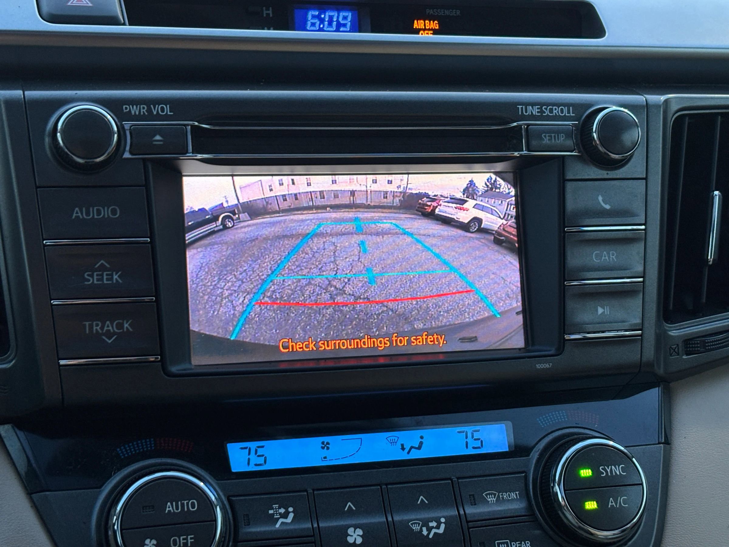 Used 2013 Toyota RAV4 Limited image 34