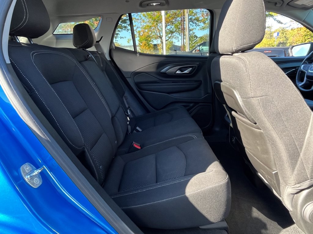 Certified 2024 GMC Terrain SLE w/ Driver Convenience Package FWD image 12