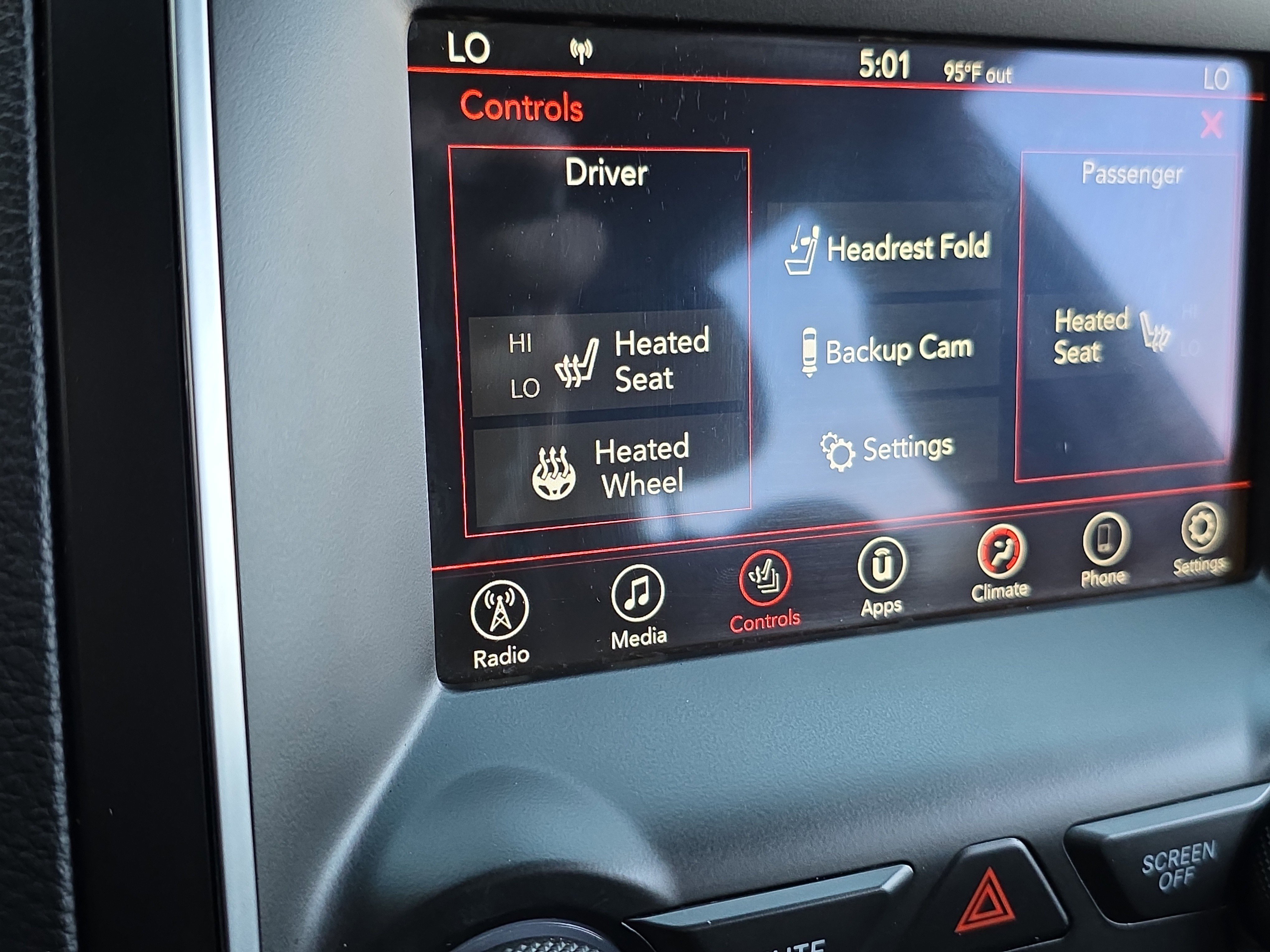 Used 2019 Dodge Durango SXT image 18