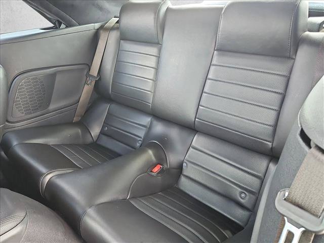 Used 2007 Ford Mustang Shelby GT500 RWD image 18