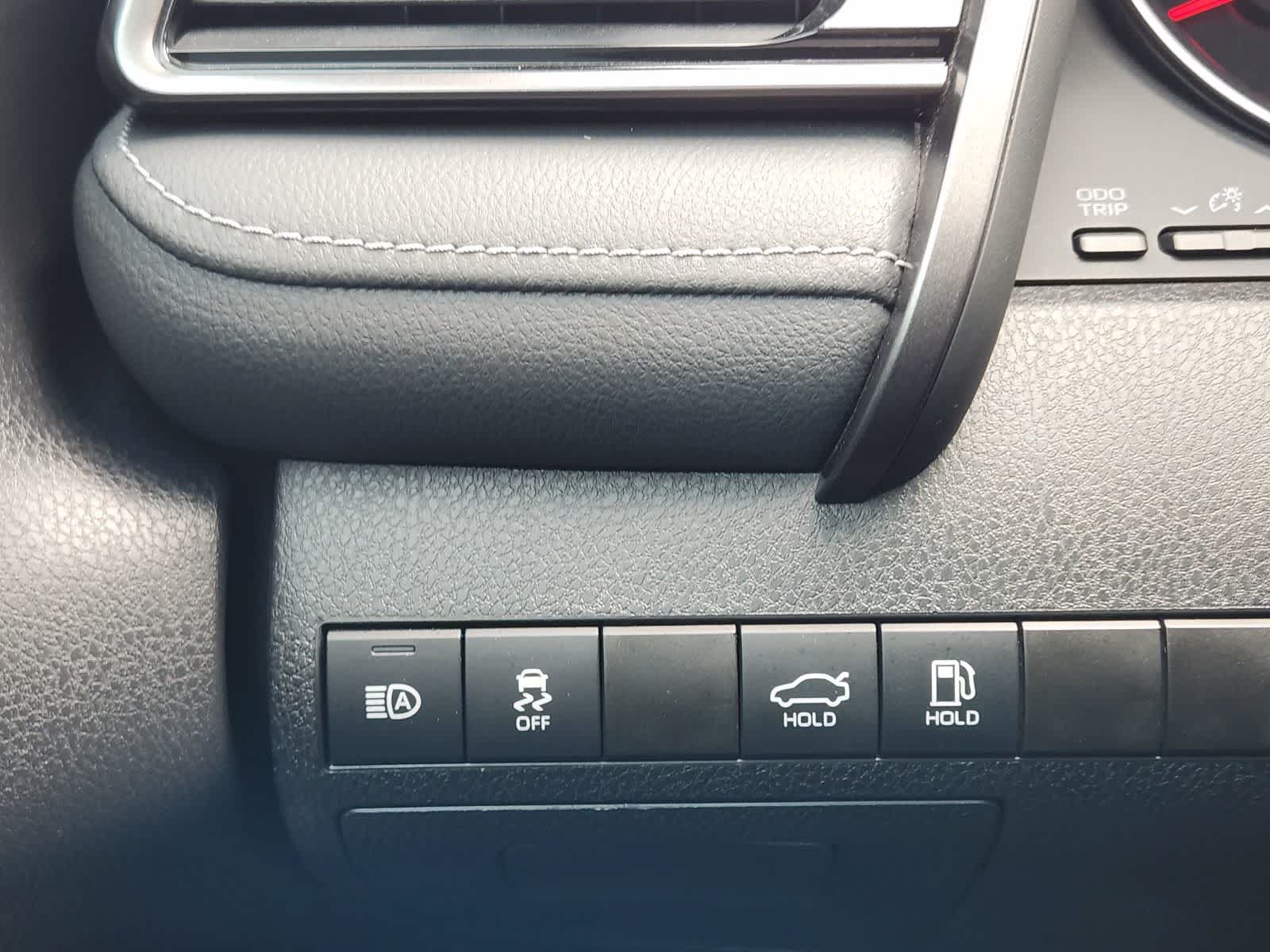 Used 2022 Toyota Camry XSE FWD image 20