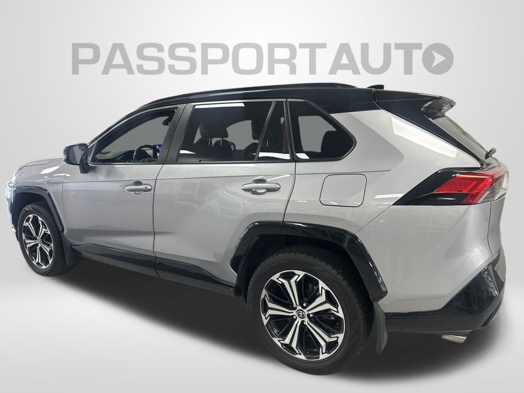Used 2023 Toyota RAV4 XSE w/ Weather Package AWD/4WD image 4