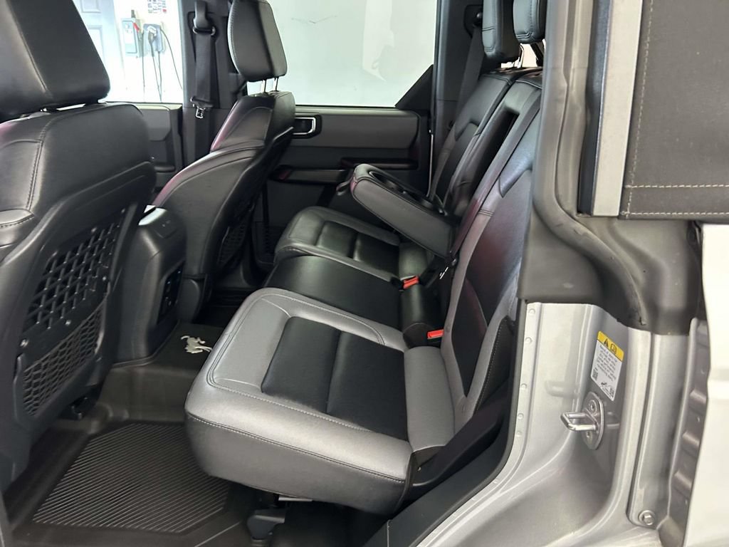 Used 2024 Ford Bronco Black Diamond AWD/4WD image 15