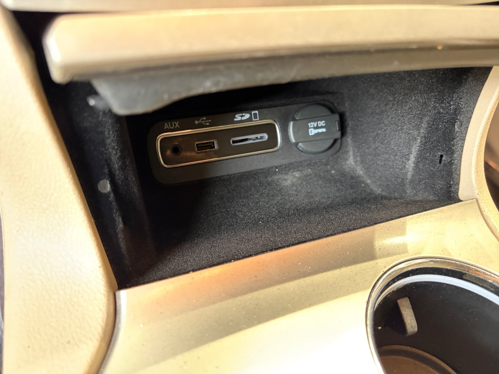 Used 2015 Jeep Grand Cherokee Limited AWD/4WD image 28