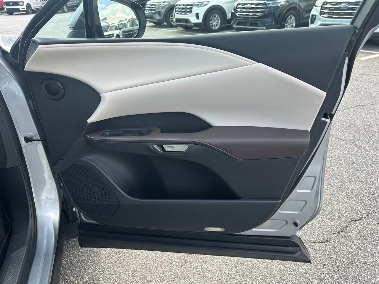 Used 2023 Lexus RX 350 FWD w/ Accessory Package (Z1) image 14
