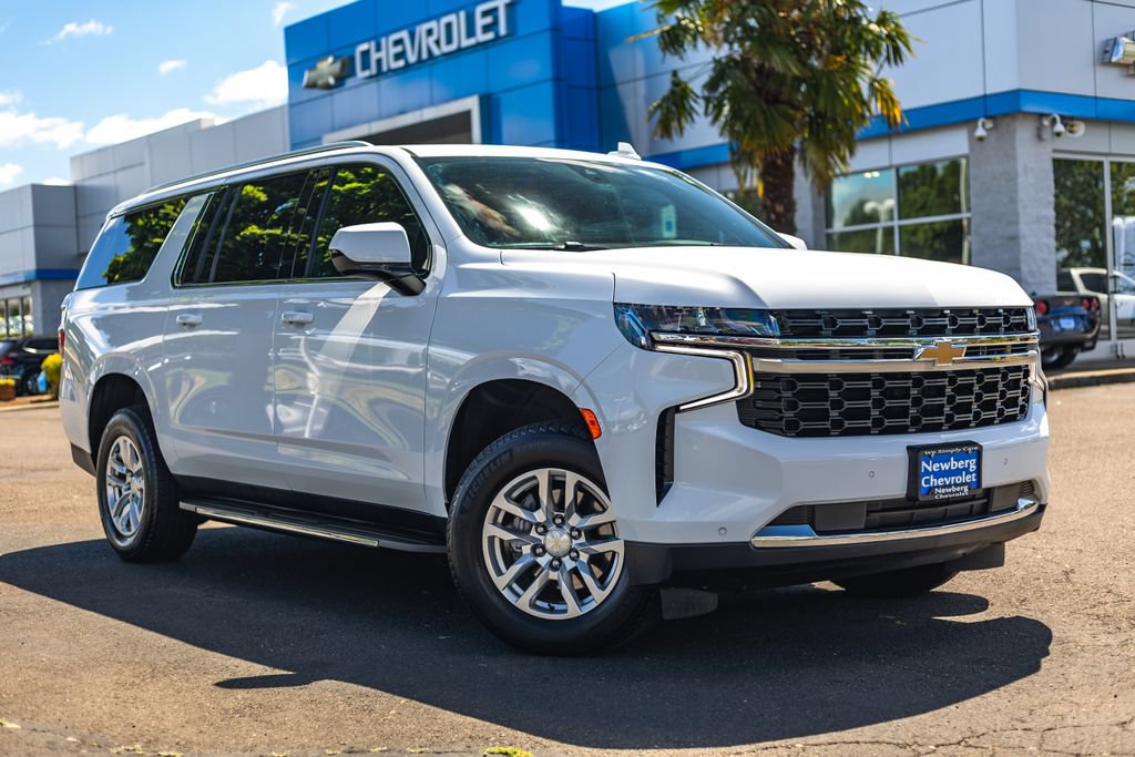 Used 2022 Chevrolet Suburban LS AWD/4WD image 1