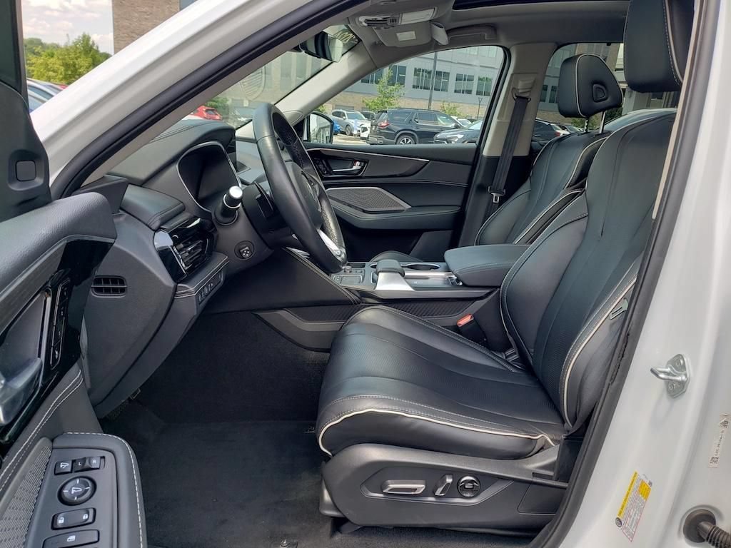 Certified 2024 Acura MDX SH-AWD w/ Advance Package image 17