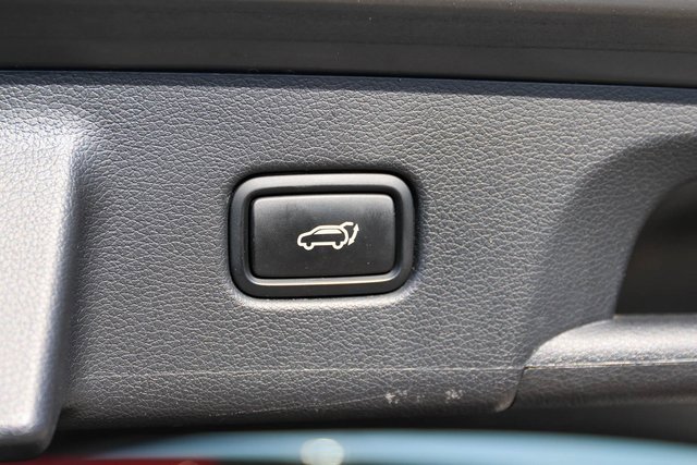 Used 2022 Hyundai Palisade Limited image 9