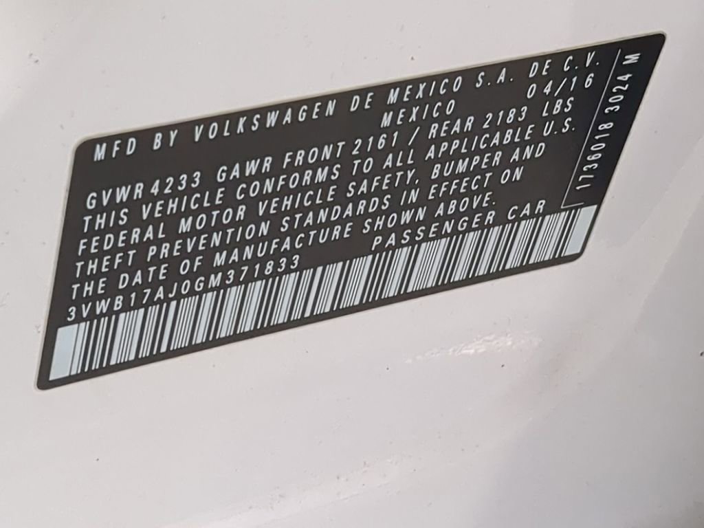 Used 2016 Volkswagen Jetta Sport FWD image 37