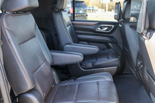 Used 2021 Chevrolet Suburban High Country image 24