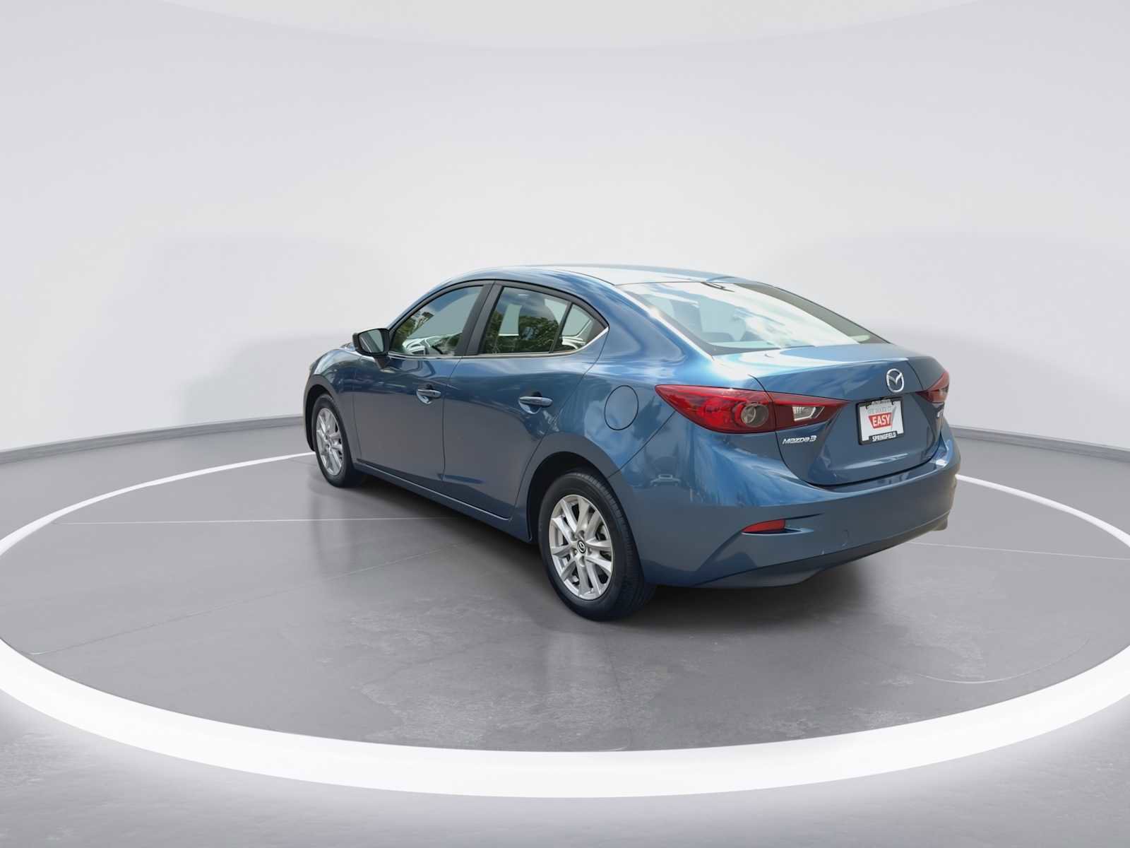 Used 2017 MAZDA MAZDA3 Sport w/ Preferred Equipment Package FWD image 6