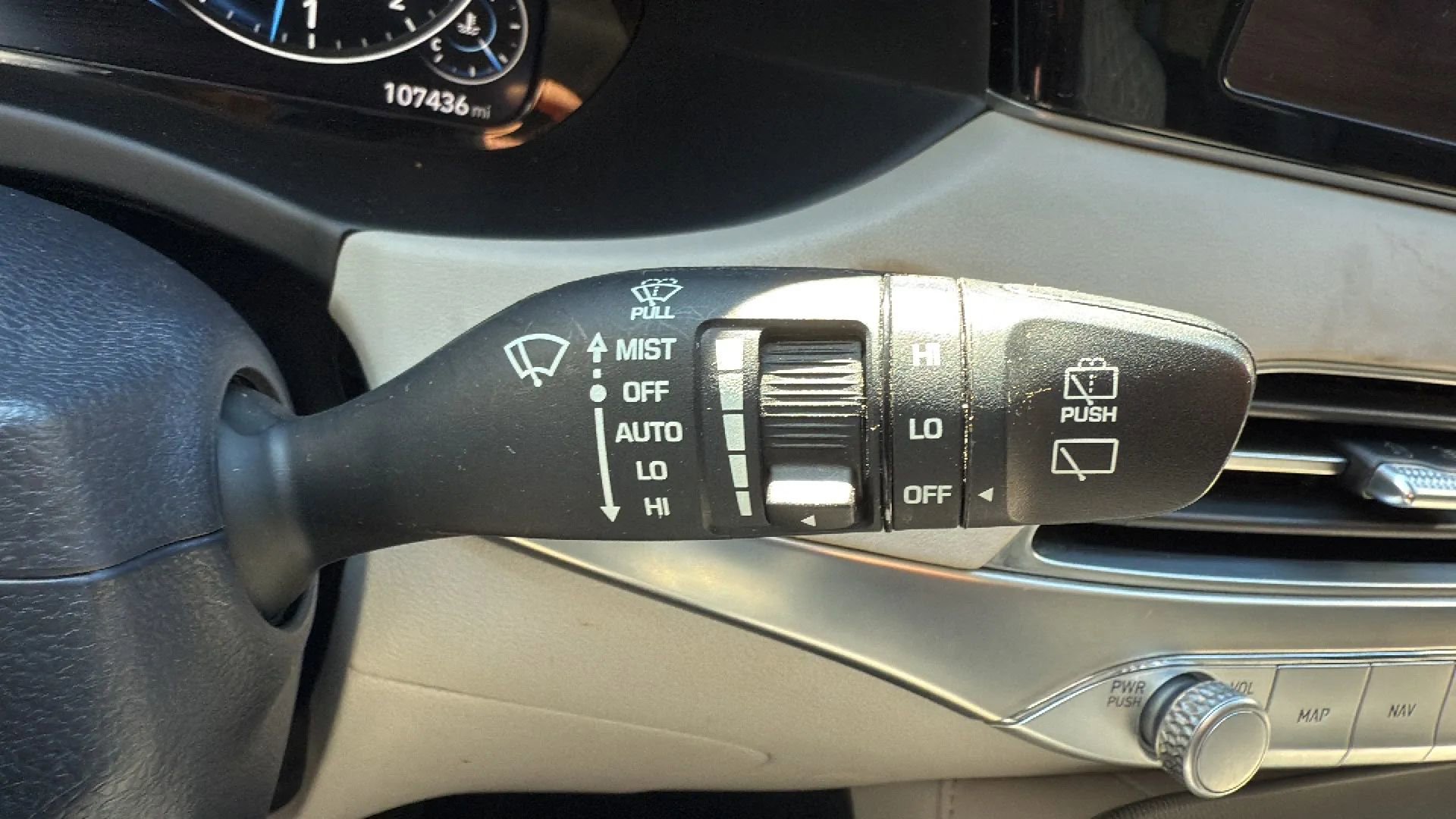 Used 2022 Hyundai Palisade Calligraphy image 13