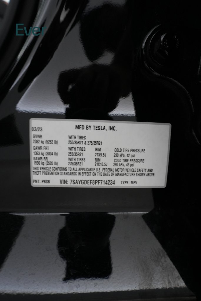 Used 2023 Tesla Model Y Performance AWD/4WD image 29