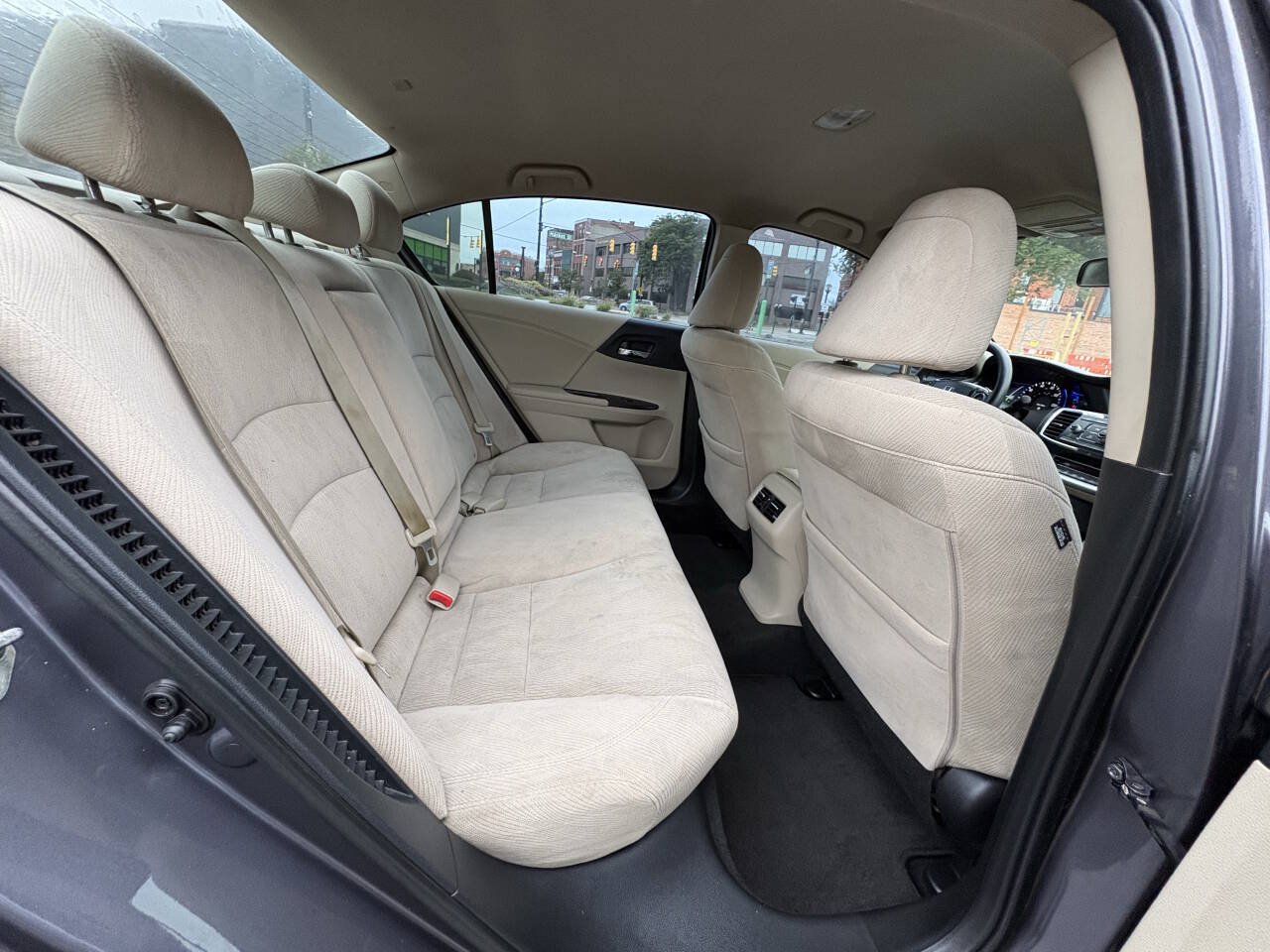 Used 2015 Honda Accord Hybrid Sedan image 23