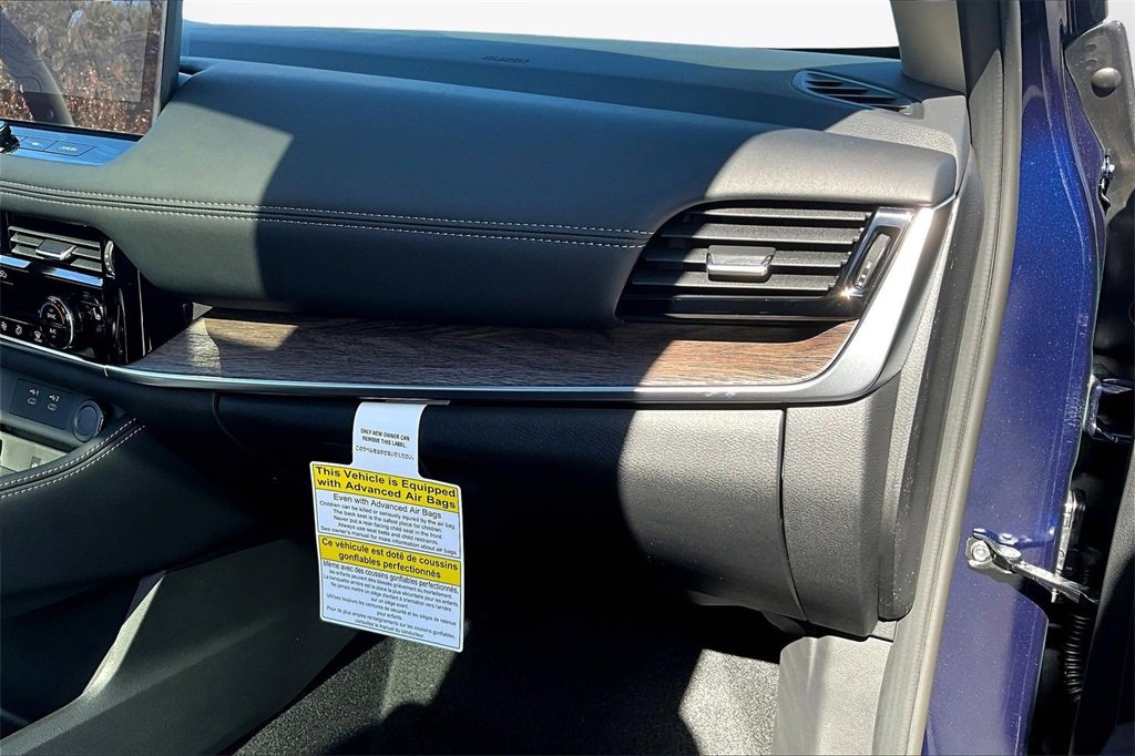 New 2026 Nissan Rogue Platinum image 30