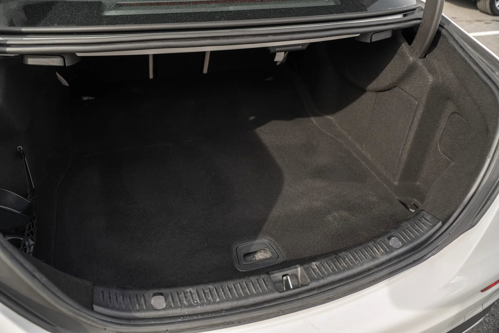 Used 2018 Mercedes-Benz E 300 4MATIC image 9