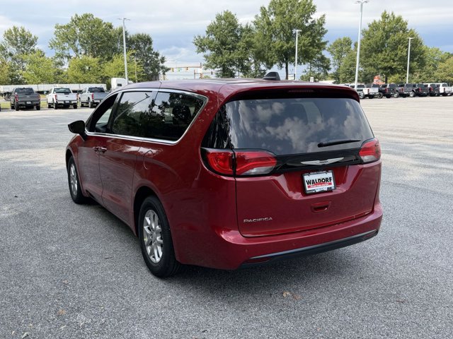 New 2027 Chrysler Pacifica LX FWD image 4