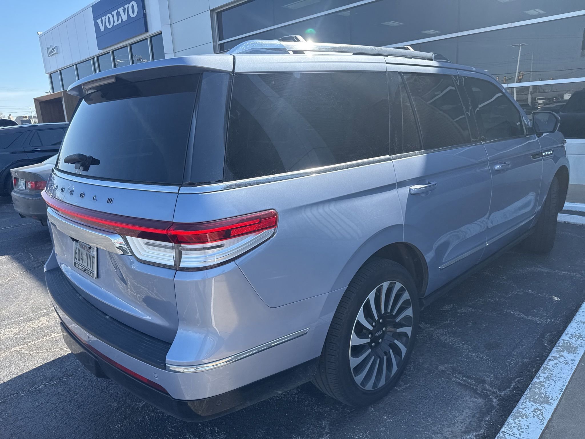 Certified 2024 Lincoln Navigator Black Label image 3