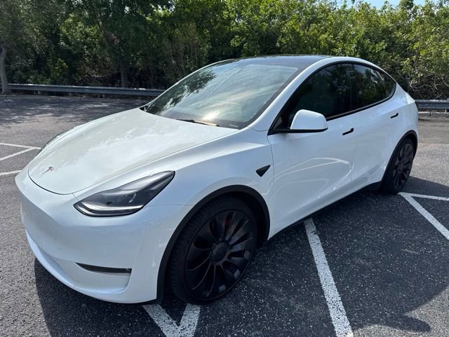 Used 2022 Tesla Model Y Performance AWD/4WD image 1