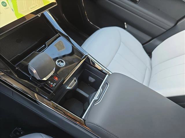 New 2025 Land Rover Range Rover Sport Dynamic SE image 25