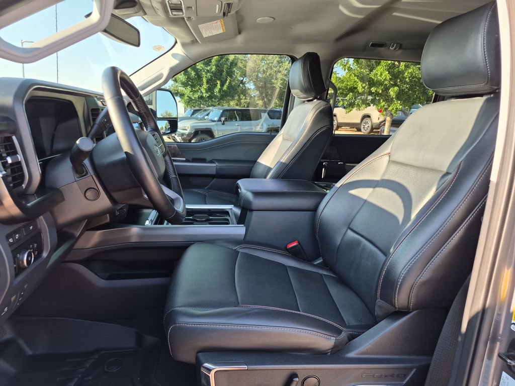 Used 2024 Ford F250 Lariat w/ Lariat Ultimate Package AWD/4WD image 23
