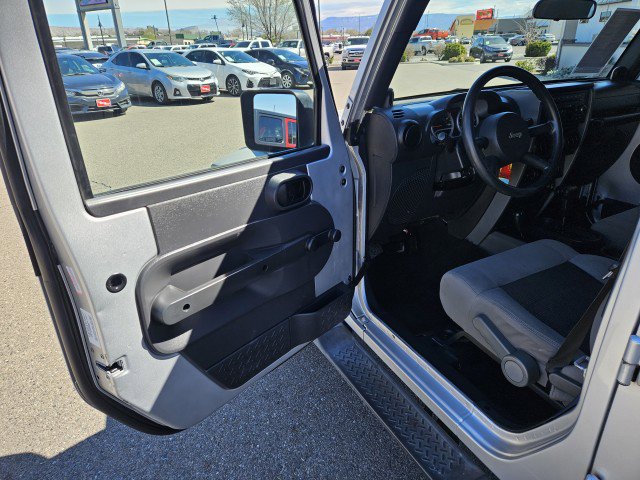 Used 2010 Jeep Wrangler Unlimited Sport image 8