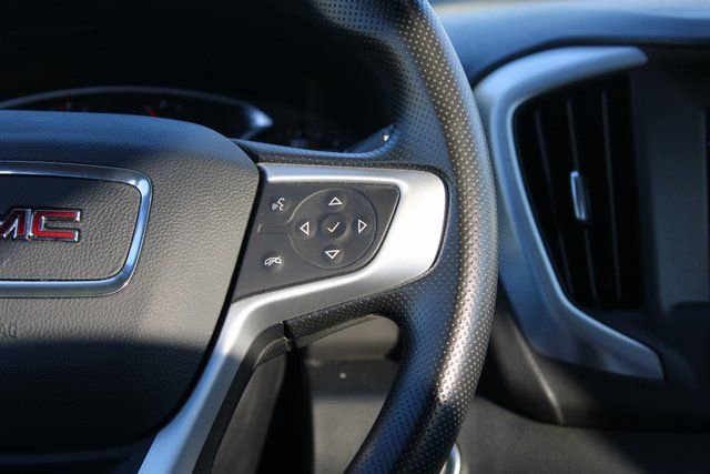 Used 2023 GMC Terrain SLE w/ Driver Convenience Package image 25
