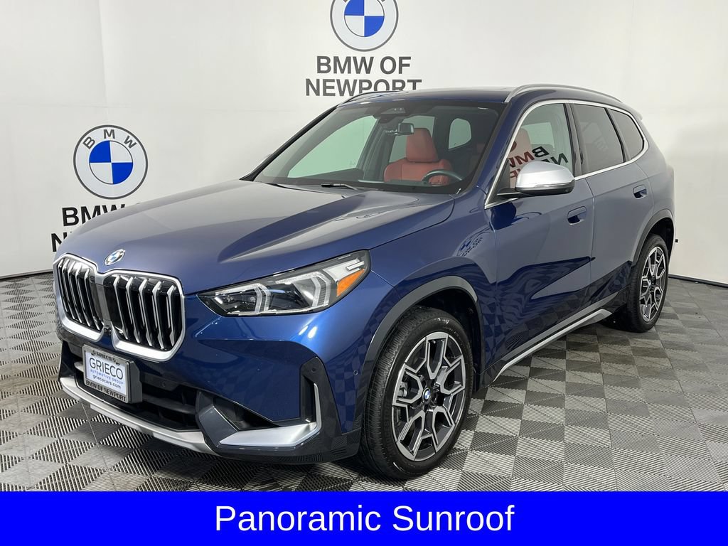 Used 2024 BMW X1 xDrive28i AWD/4WD image 3